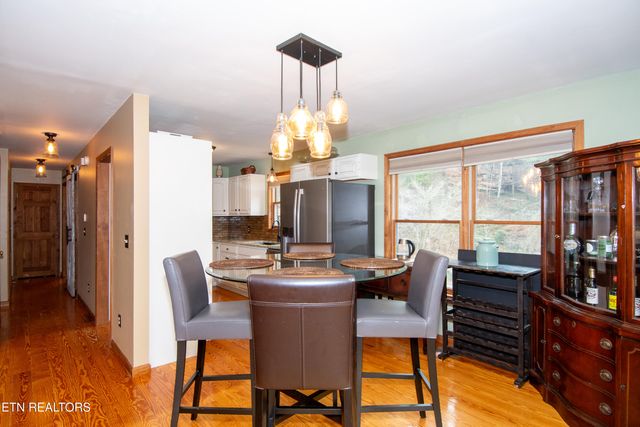 6217 Old Walland Hwy, Walland, TN 37886