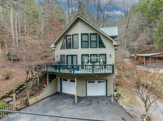 6217 Old Walland Hwy, Walland, TN 37886