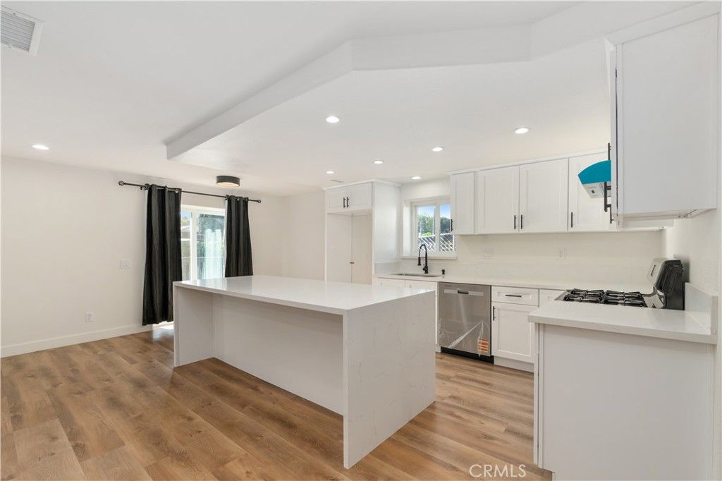 Image 12 of property listing at 7247 Pontoosuc, Riverside, CA 92504