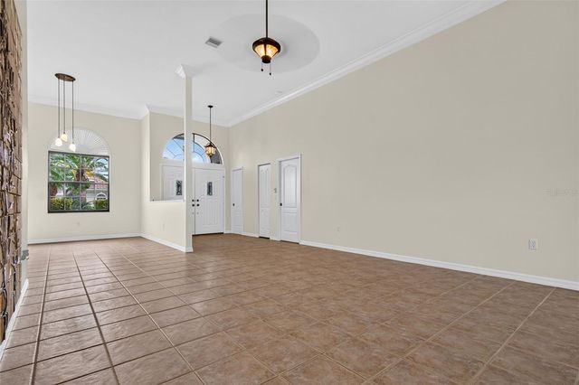 679 SAWGRASS BRIDGE ROAD, Venice, FL 34292