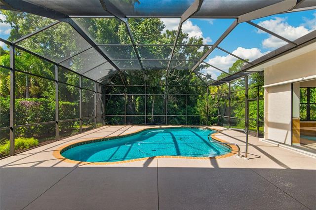 679 SAWGRASS BRIDGE ROAD, Venice, FL 34292