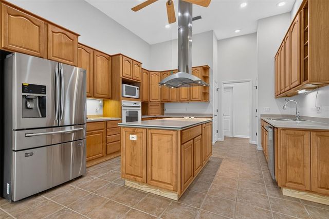 679 SAWGRASS BRIDGE ROAD, Venice, FL 34292