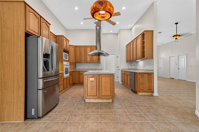 679 SAWGRASS BRIDGE ROAD, Venice, FL 34292