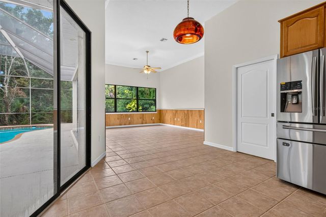 679 SAWGRASS BRIDGE ROAD, Venice, FL 34292