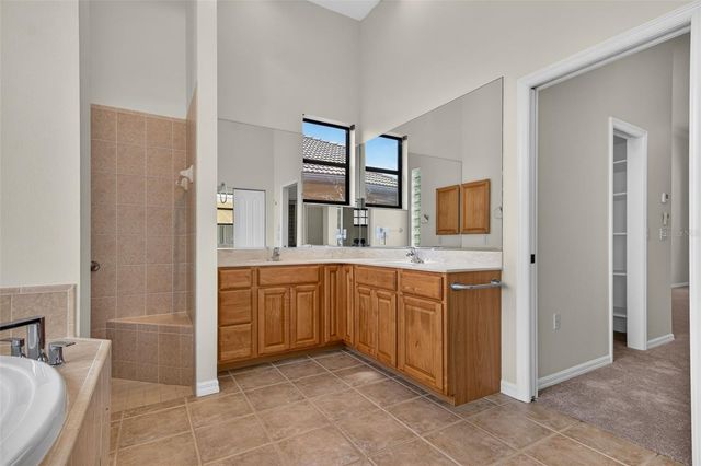 679 SAWGRASS BRIDGE ROAD, Venice, FL 34292
