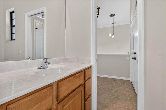 679 SAWGRASS BRIDGE ROAD, Venice, FL 34292