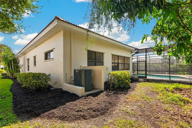679 SAWGRASS BRIDGE ROAD, Venice, FL 34292