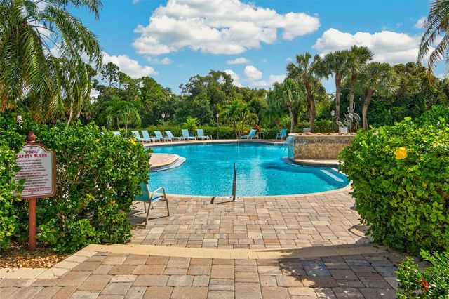 679 SAWGRASS BRIDGE ROAD, Venice, FL 34292