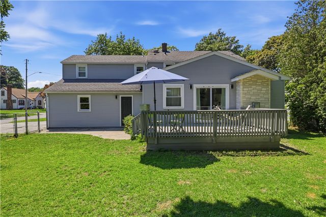 58 Dawes Road, Irondequoit, NY 14622