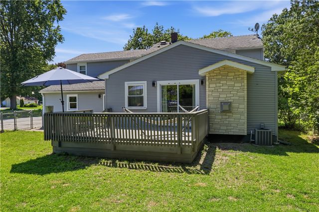 58 Dawes Road, Irondequoit, NY 14622