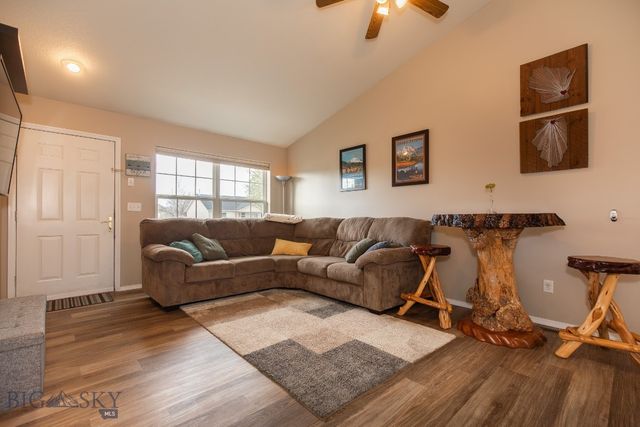 903 Paisley Drive, Belgrade, MT 59714