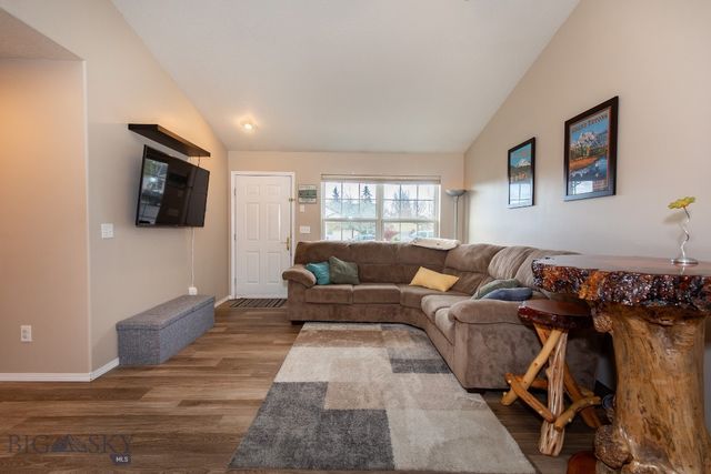 903 Paisley Drive, Belgrade, MT 59714