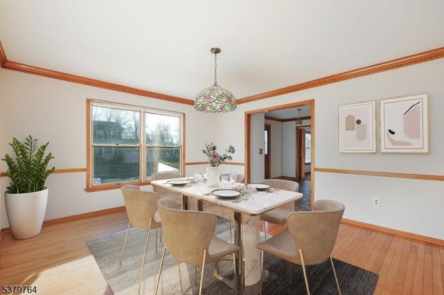 99 Beechwood Cir, Hillsborough Twp., NJ 08844