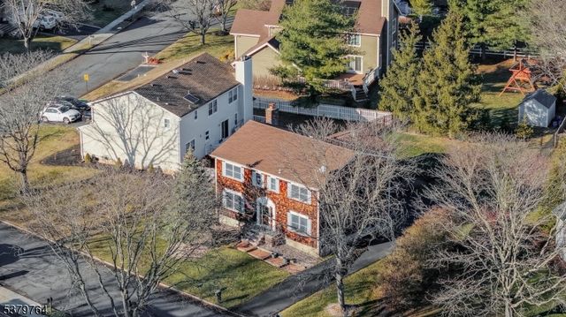 99 Beechwood Cir, Hillsborough Twp., NJ 08844