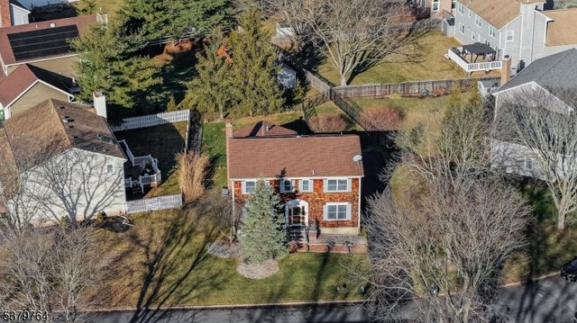 99 Beechwood Cir, Hillsborough Twp., NJ 08844