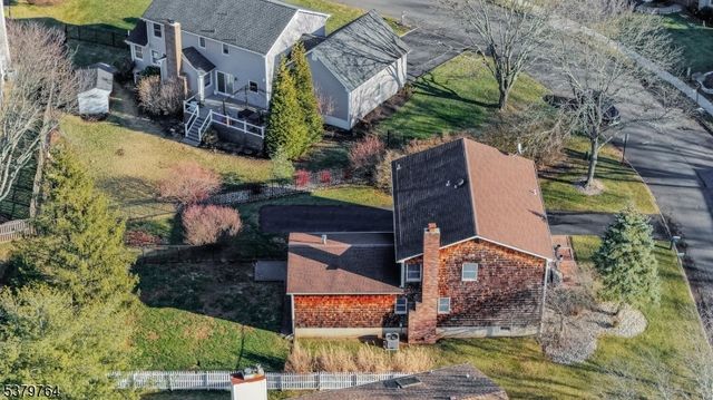 99 Beechwood Cir, Hillsborough Twp., NJ 08844