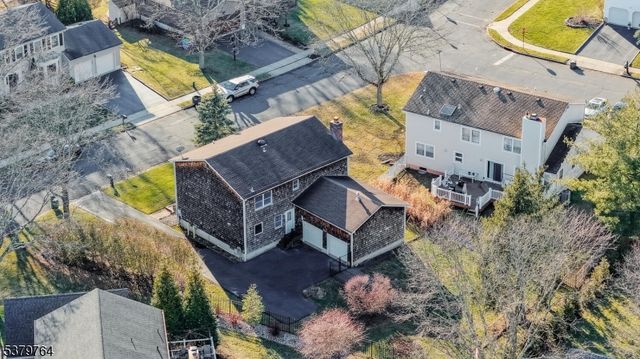 99 Beechwood Cir, Hillsborough Twp., NJ 08844