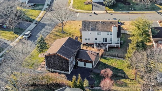 99 Beechwood Cir, Hillsborough Twp., NJ 08844