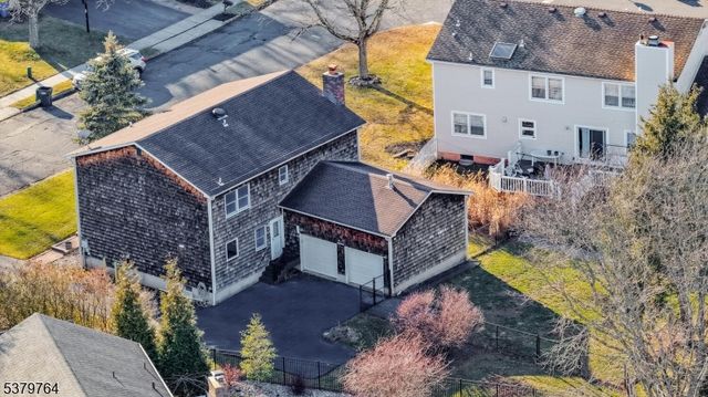 99 Beechwood Cir, Hillsborough Twp., NJ 08844