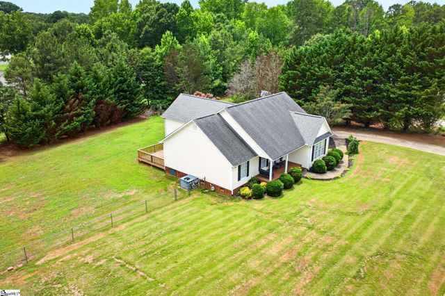 202 Ashford Court, Easley, SC 29642