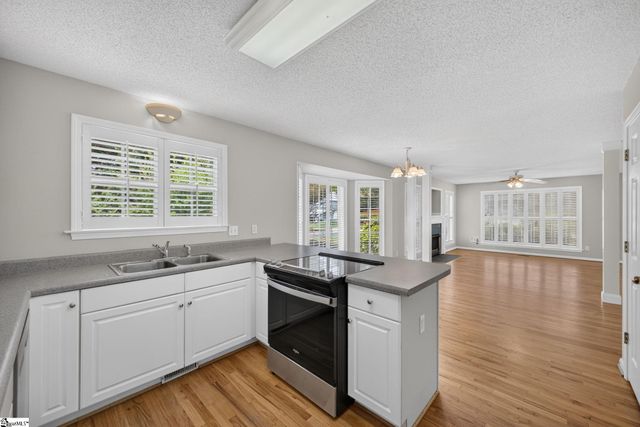 202 Ashford Court, Easley, SC 29642
