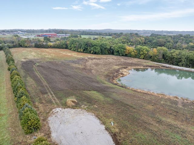 16354 OLD 5 DR DR, Boonville, MO 65233