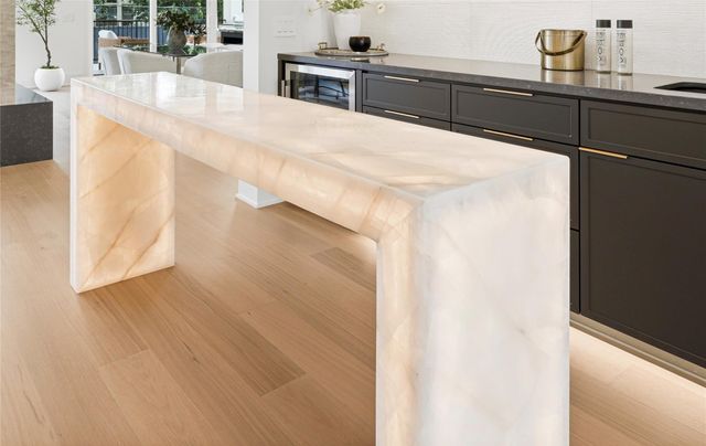 5011 Glenmeadow Drive, Houston, TX 77096