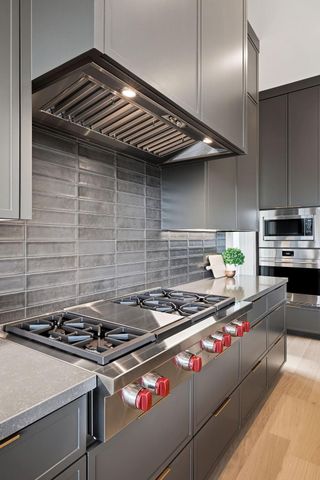 5011 Glenmeadow Drive, Houston, TX 77096