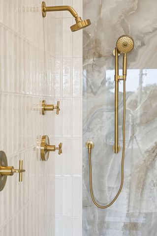 5011 Glenmeadow Drive, Houston, TX 77096