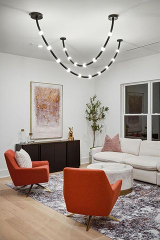 5011 Glenmeadow Drive, Houston, TX 77096