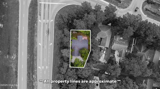 8 Court 1 Northwest Drive, Carolina Shores, NC 28467