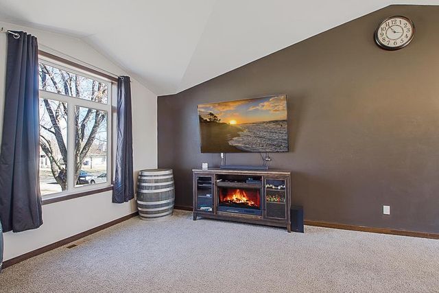 1930 Prospect Drive NE, Saint Cloud, MN 56304