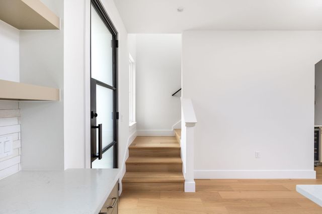 408 Linden B, Austin, TX 78702