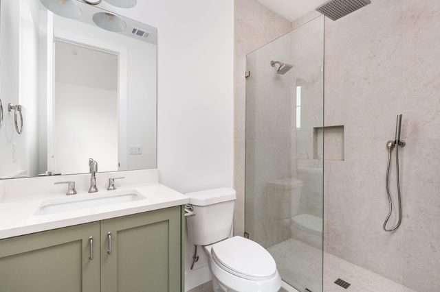 408 Linden B, Austin, TX 78702