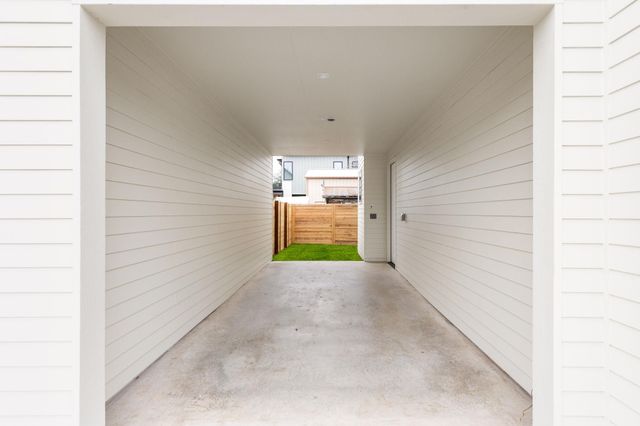 408 Linden B, Austin, TX 78702