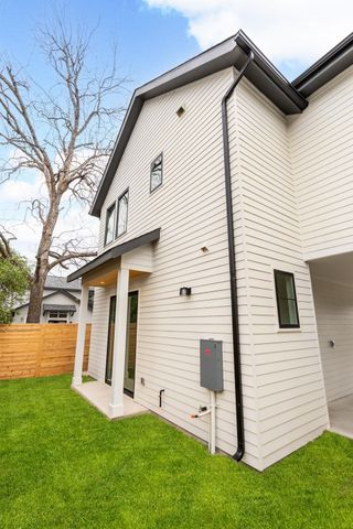 408 Linden B, Austin, TX 78702