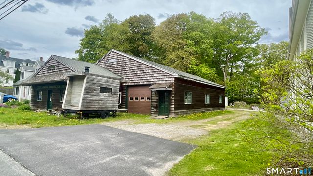 16 Maple Avenue, Norfolk, CT 06058