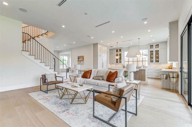 6911 Hartland Avenue, Houston, TX 77055