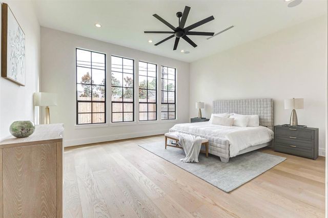 6911 Hartland Avenue, Houston, TX 77055