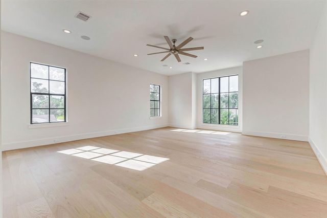 6911 Hartland Avenue, Houston, TX 77055