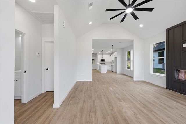 583 Bee Street, Spartanburg, SC 29301