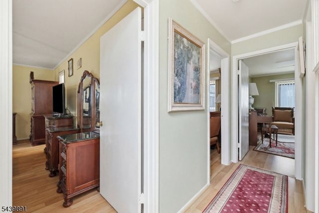 11 Trafalgar Ct, Washington Twp., NJ 07840