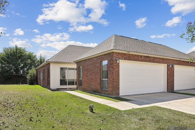 5364 Courtyard Dr, Gonzales, LA 70737