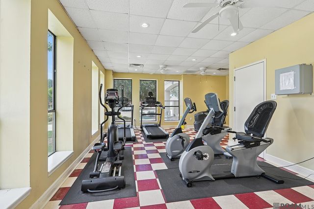 5364 Courtyard Dr, Gonzales, LA 70737