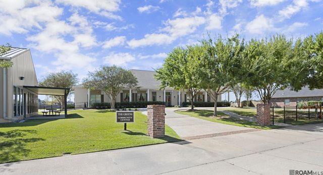 5364 Courtyard Dr, Gonzales, LA 70737