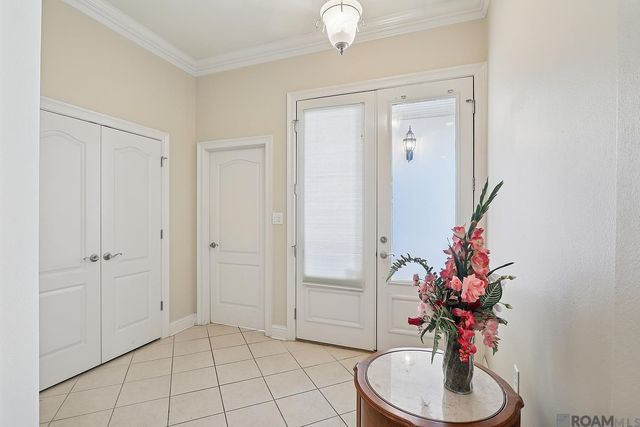 5364 Courtyard Dr, Gonzales, LA 70737