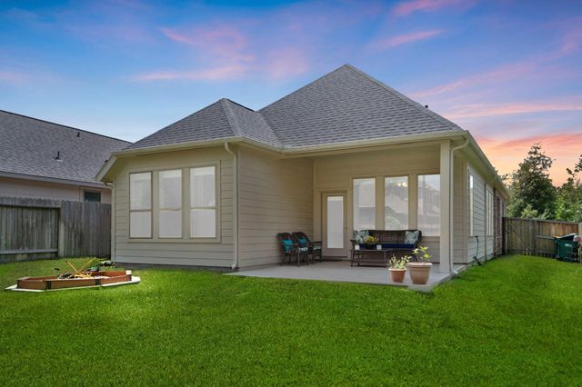 404 Brow Pines Court, Montgomery, TX 77316