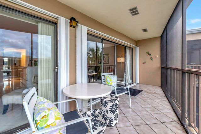 3605 S OCEAN Boulevard 321, South Palm Beach, FL 33480