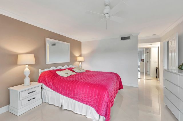 3605 S OCEAN Boulevard 321, South Palm Beach, FL 33480