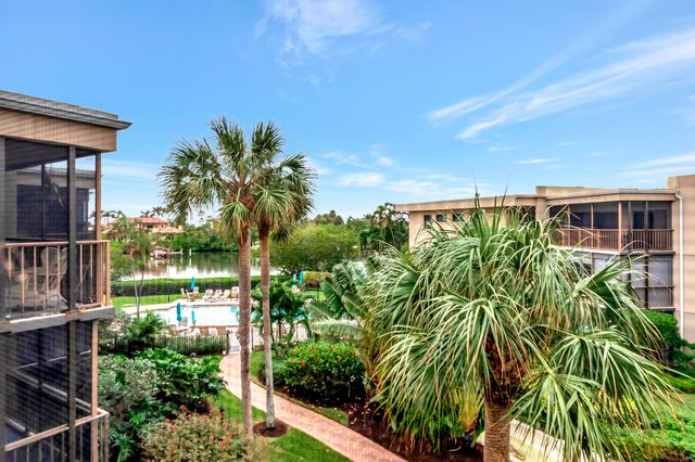 3605 S OCEAN Boulevard 321, South Palm Beach, FL 33480